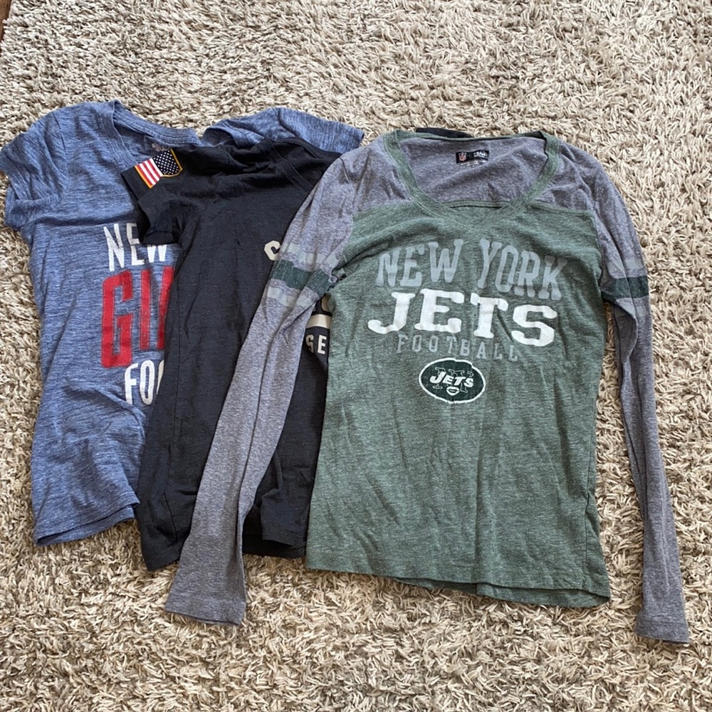 Ny giants t shirts and one jets long sleeve